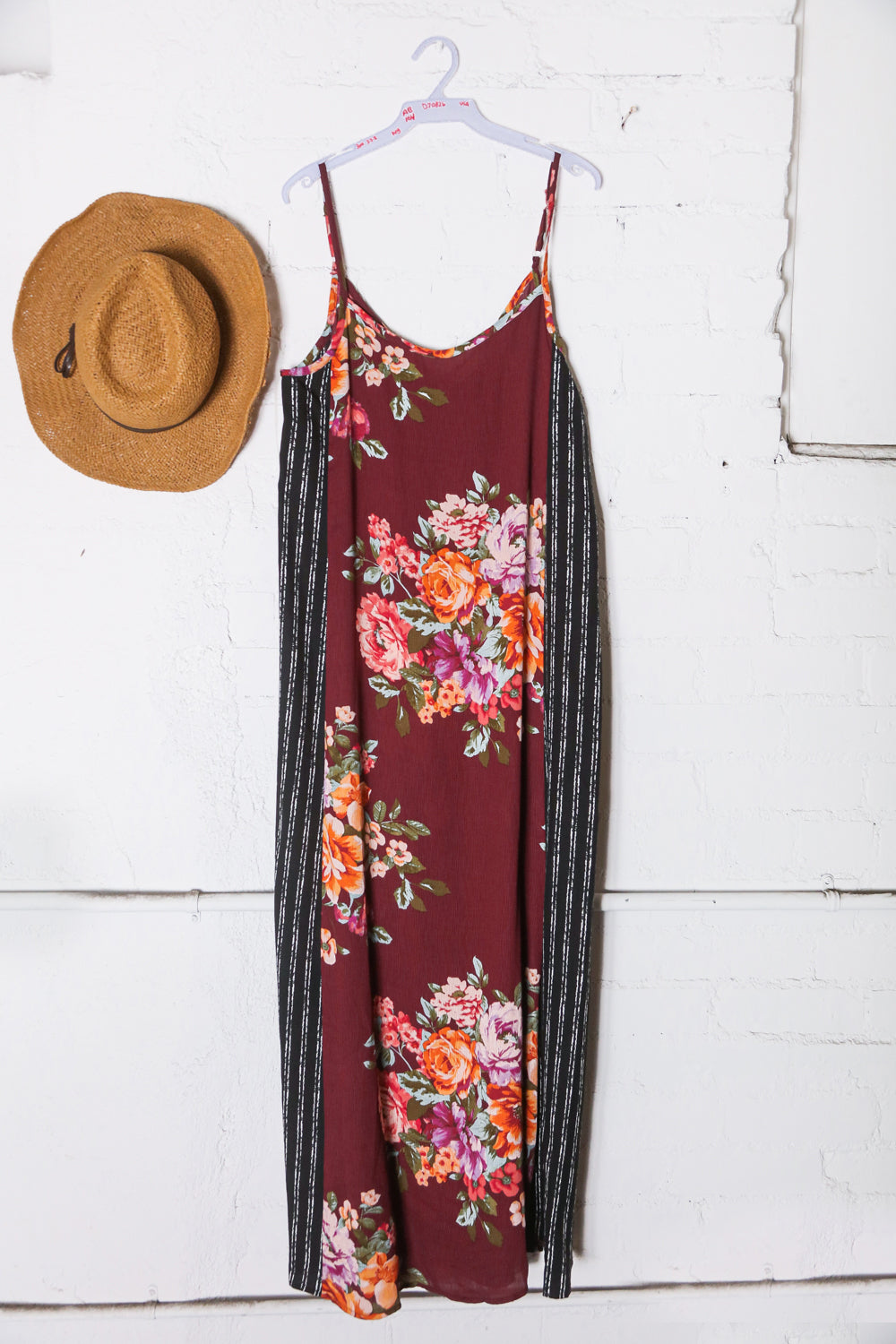 FLOWER TUBE DRESS IN BURGUNDY main image 1