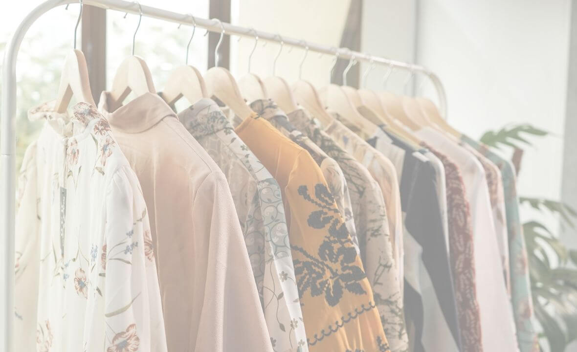 8 Best Wholesale Clothing Los Angeles Suppliers in 2025