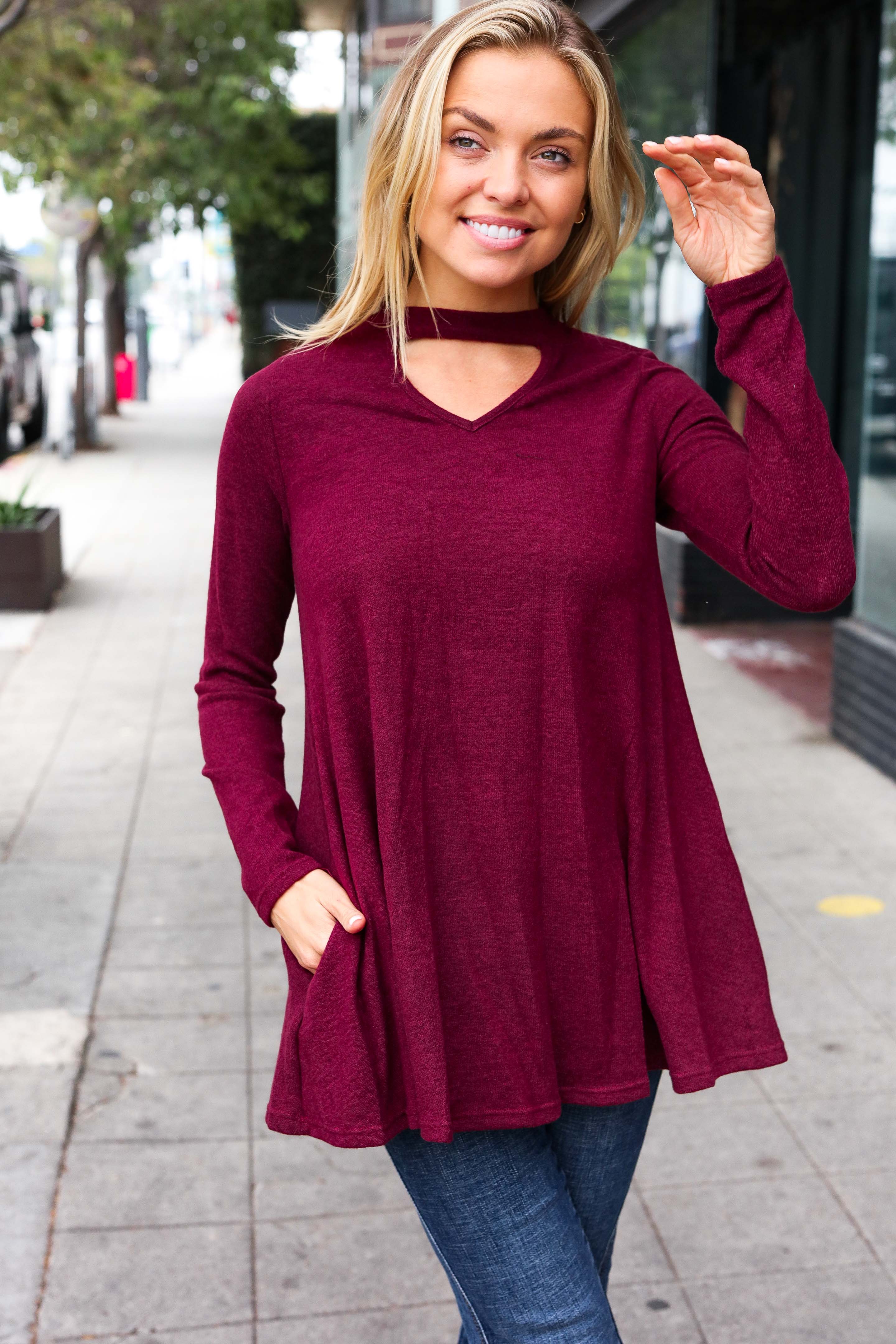 Merlot Key Hole Pocketed Top.
