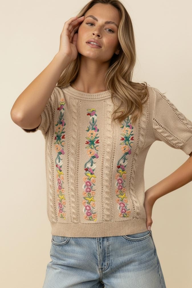 CABLE EMBROIDERY FLORAL SWEATER TOP
